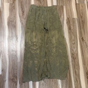 Rodeo Quincy Olive Green Sheer Lace shorts size small